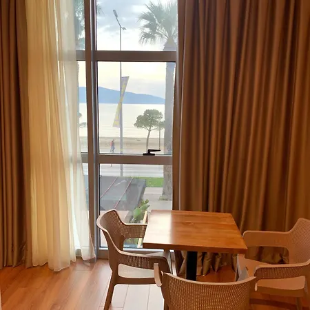 Sea Breeze Gæstehus 3*